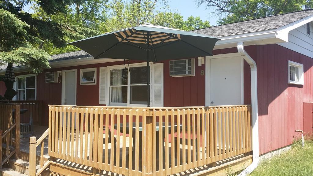Indian Trail Motel Wisconsin Dells Phòng bức ảnh