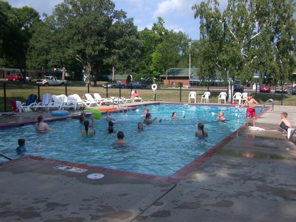 Indian Trail Motel Wisconsin Dells Ngoại thất bức ảnh