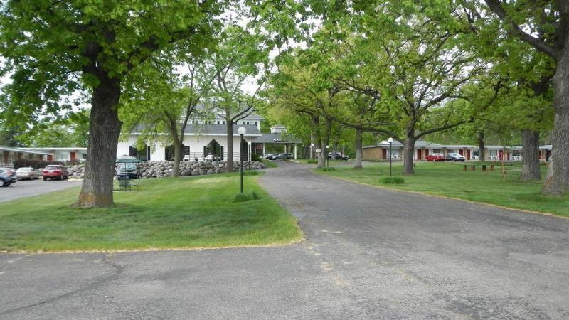 Indian Trail Motel Wisconsin Dells Ngoại thất bức ảnh