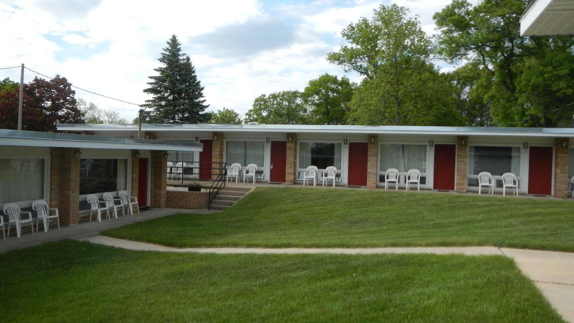 Indian Trail Motel Wisconsin Dells Ngoại thất bức ảnh