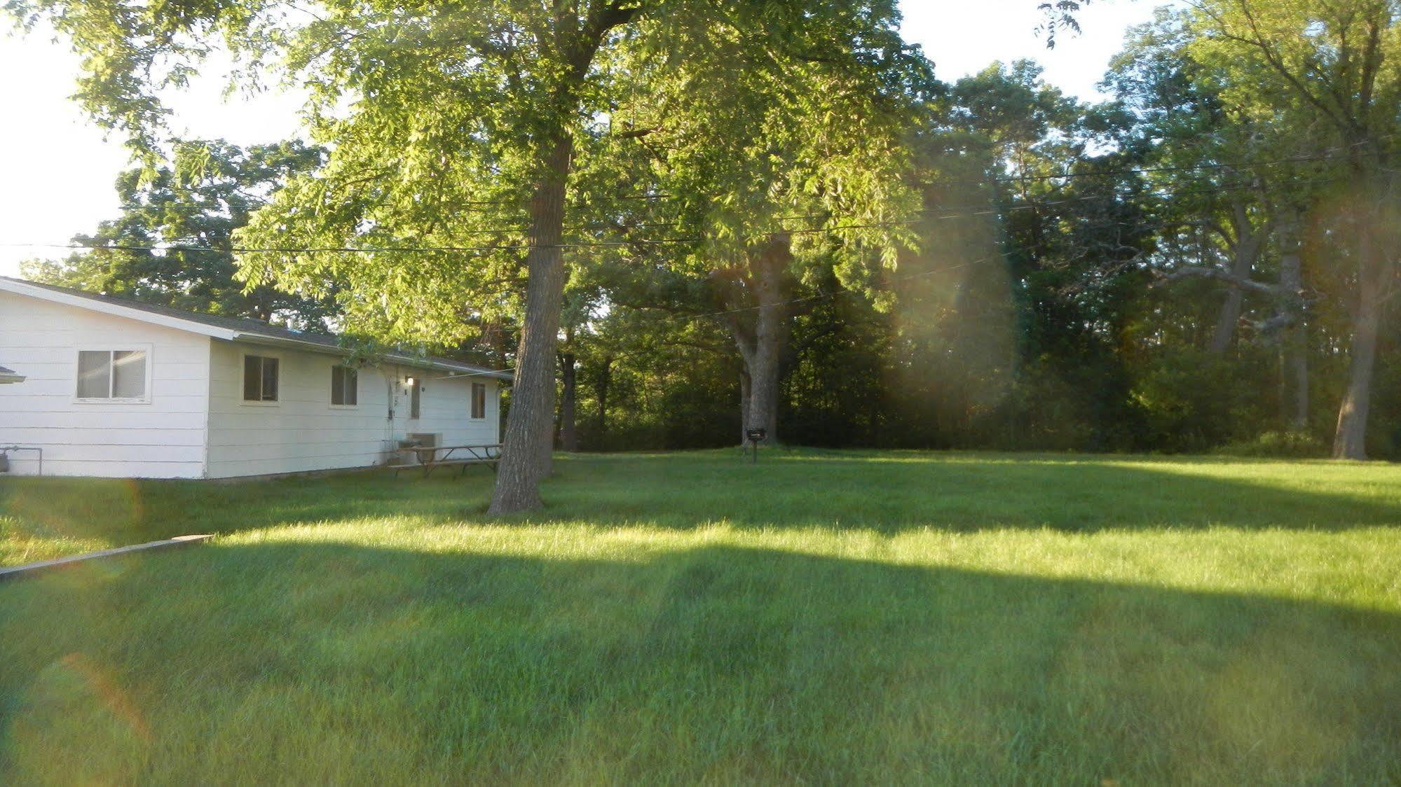 Indian Trail Motel Wisconsin Dells Ngoại thất bức ảnh