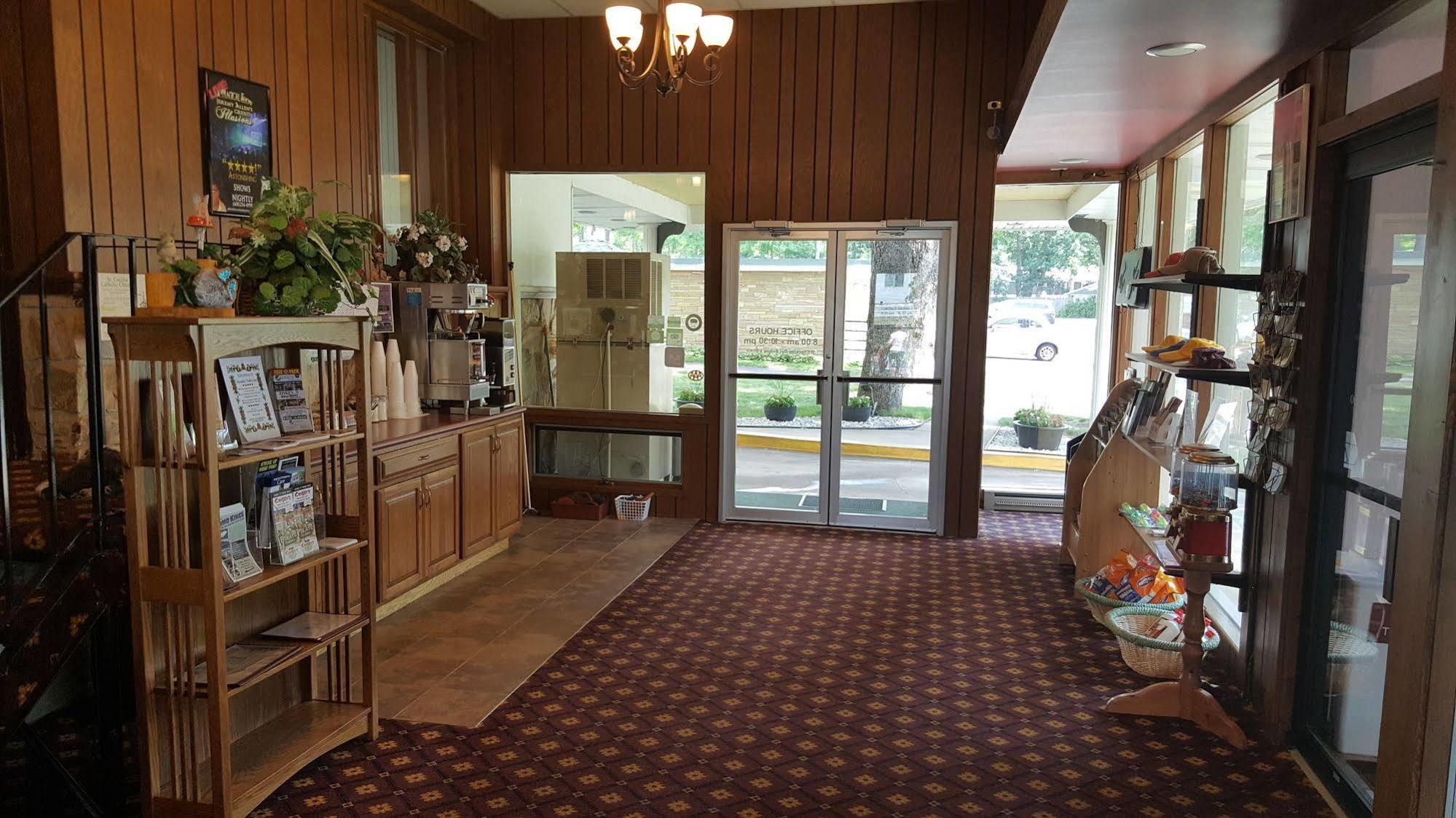 Indian Trail Motel Wisconsin Dells Ngoại thất bức ảnh